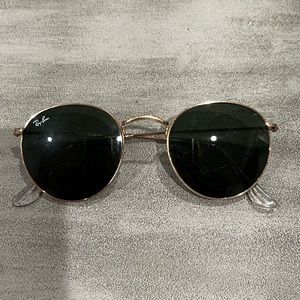Ray-Ban Round Sunglasses